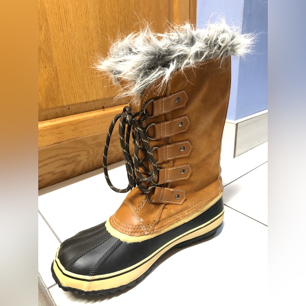 Outbound Ladies Winter Boots Fleece Lined Rubber Sole Womens Size 9
